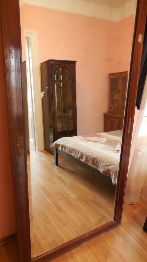 2 Room Apartment Near Opera House Lviv Exterior photo
